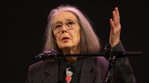 Nobel de Literatura: Anne Carson, rara y clásica, sabia y atrevida