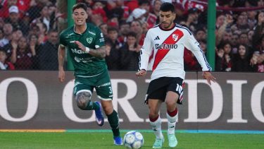 River pierde 1-0 ante Sarmiento en Junín, en un duelo clave por el Clausura