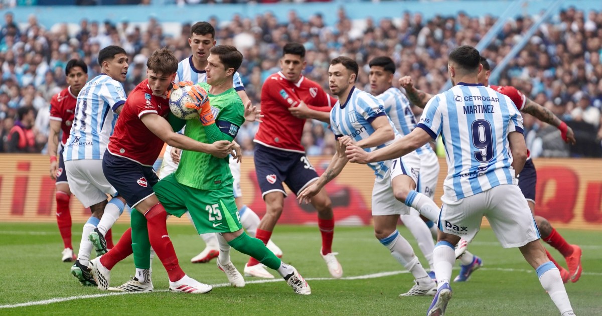 Racing y Independiente se enfrentan en el clásico de Avellaneda por el Clausura
