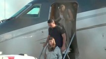 Imagen de Flávio Bolsonaro llegó a Estados Unidos: confirman que su avión despegó de Puerto Iguazú, Argentina