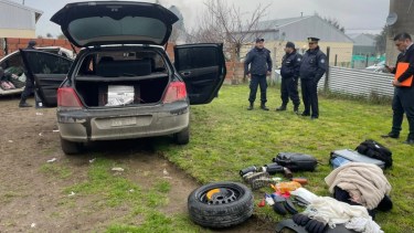 Robo a turistas en Bariloche: los siguieron por el Circuito Chico y recuperaron un auto y parte del botín