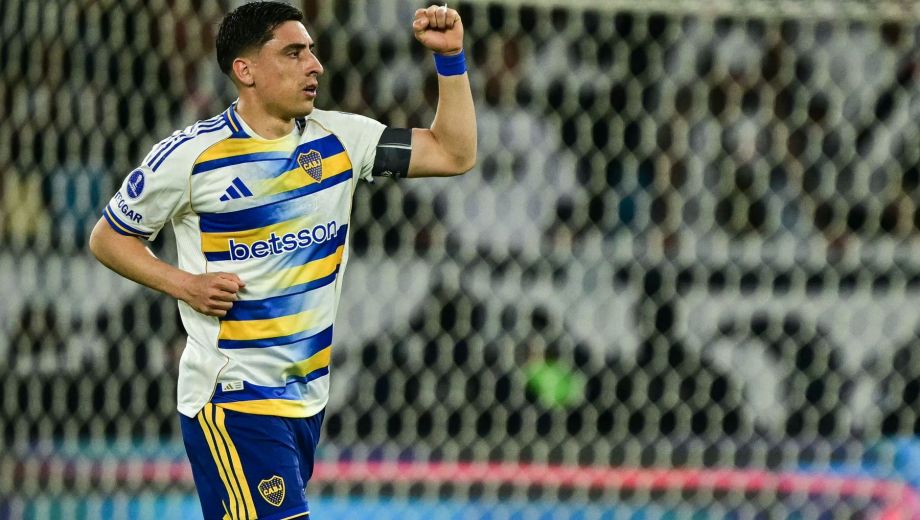 La Bestia marcó el 2-0 y llegó a los 65 goles en el Xeneize. (AP)