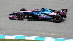 Franco Colapinto va por la remontada en el Gran Premio de Bahréin a disputarse en Malasia