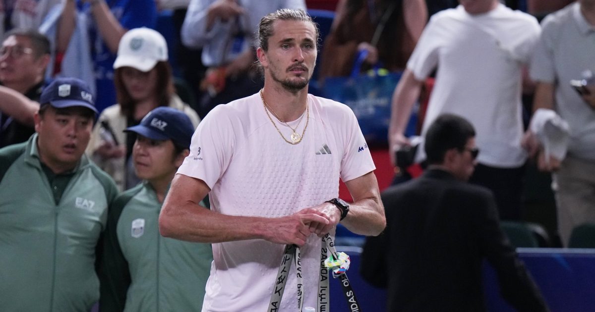 Zverev habla sobre su eliminación inesperada en Shanghái: "Soy un ser humano"