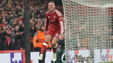 Con un doblete, Mac Allister lideró la remontada de Liverpool ante Villarreal por Champions League