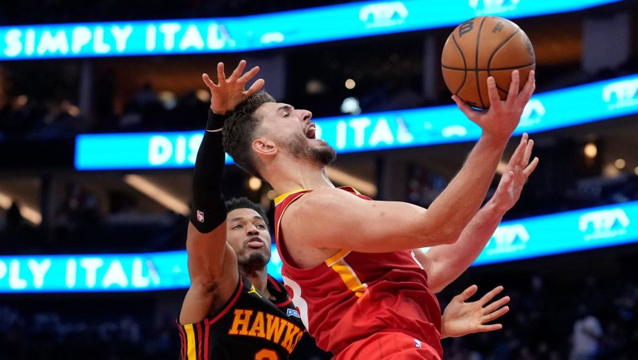 Alperen Sengun estuvo muy cerca del triple-doble en los Rockets. Partidazo. (AP)