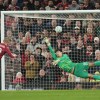 Imagen de Mac Allister convirtió, el Colo Barco erró y Liverpool eliminó a Chelsea por penales en la Carabao Cup