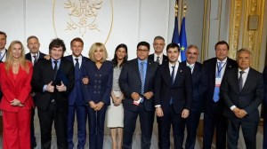 El gobernador Alberto Weretilneck fue recibido por el presidente Emmanuel Macron en París