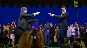 Elecciones en Brasil: Javier Milei busca proyectarse como «líder de la derecha» tras el avance de Bolsonaro
