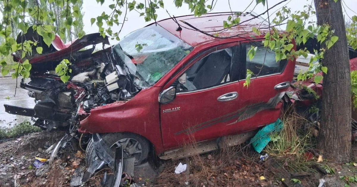 Accidente en la Ruta 22: dos heridos tras despiste por lluvia