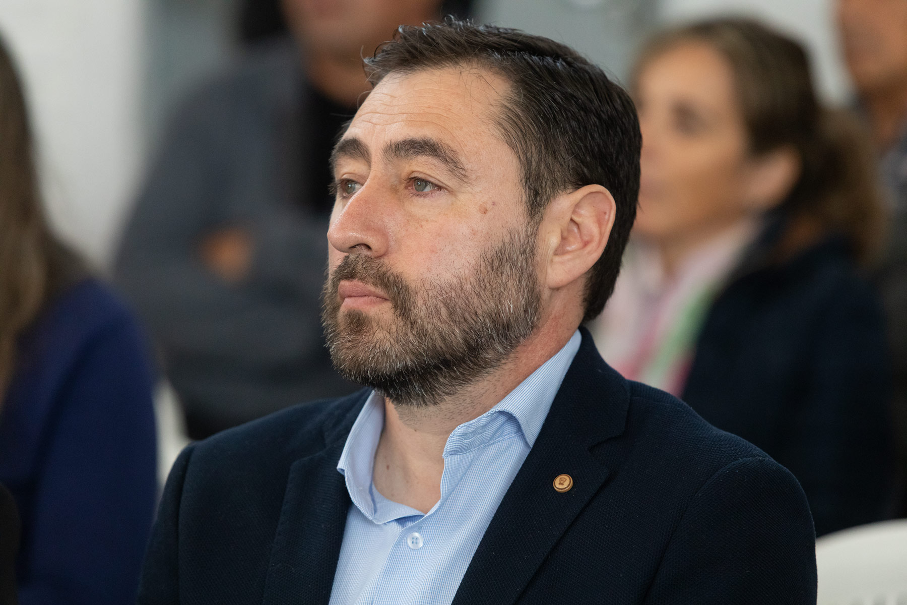 El Concejo de Allen aprueba referéndum para revocar al intendente Marcelo Román
