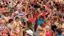 Imagen de Añelo de fiesta: Llega el «Adultazo Tertulia Fest» que promete música y baile