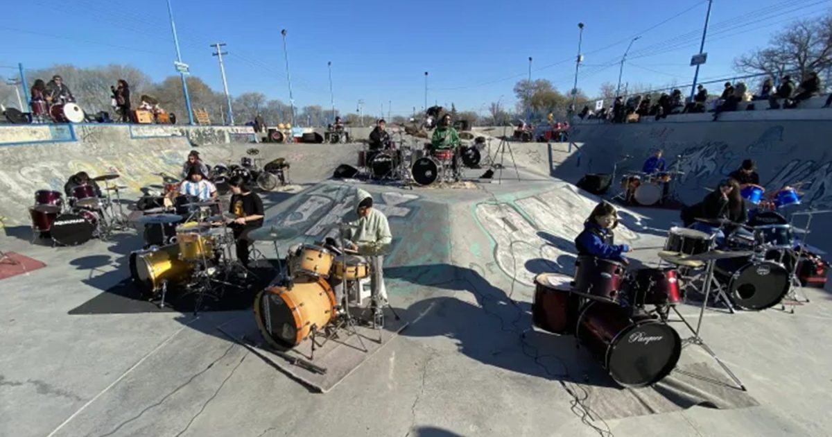 Más de 100 bateristas se inscribieron para homenajear al Indio Solari en Roca
