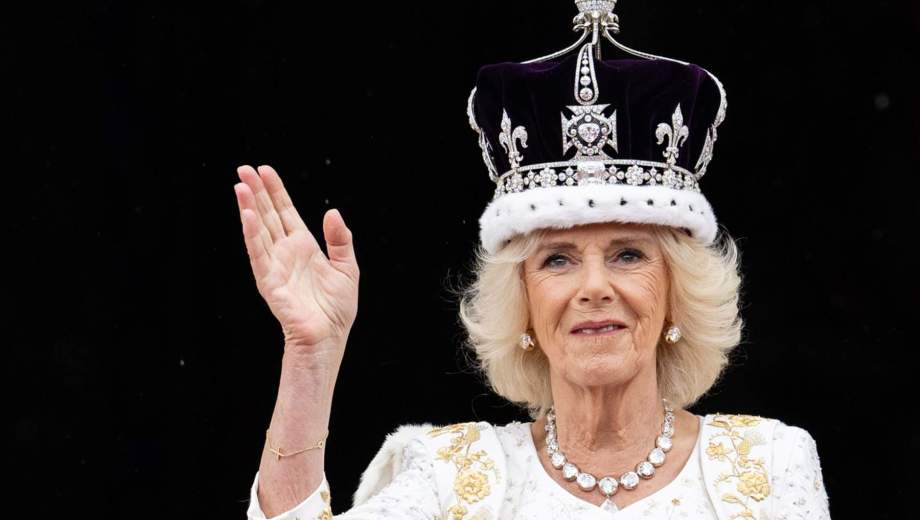 Hallaron muerta a la médica de la reina Camila.-
