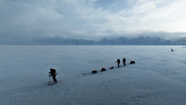 Primer ascenso de argentinos al cerro Vanguardia: la hazaña de pasar 20 días en un campo de hielo