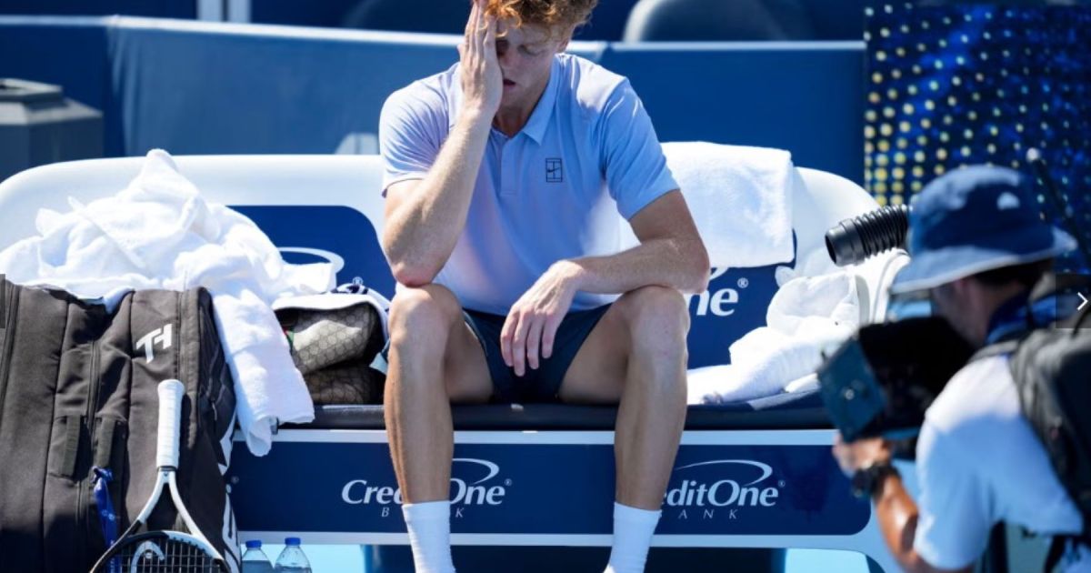 Jannik Sinner se baja del Masters 1000 de Shanghái por problemas de salud