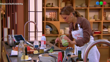 Rocío Robles se quebró en MasterChef Celebrity tras un accidente y Damián Betular sorprendió con su reacción