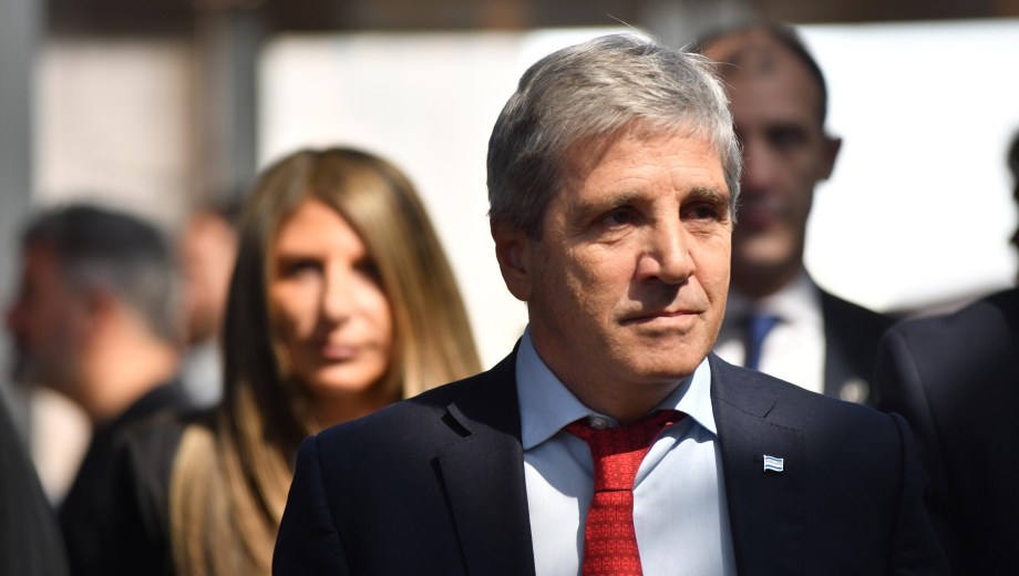 Luis Caputo. Foto: Clarín Fotografía 