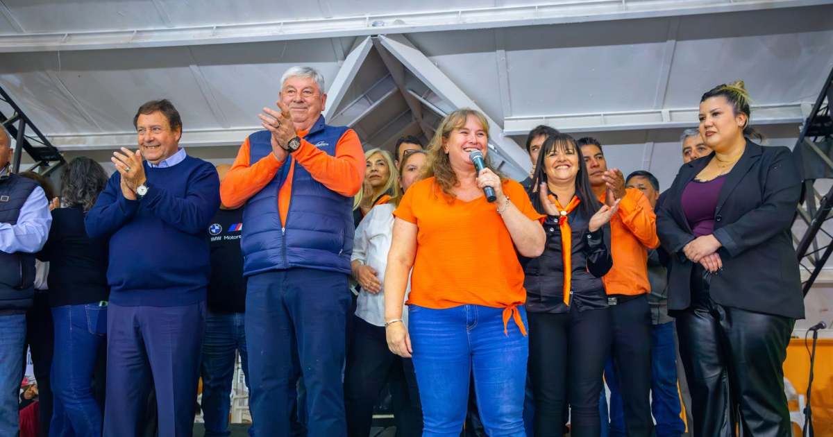 Cierre de campaña de Estamos Haciendo Bariloche con énfasis en la gestión de Cortés