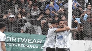Cristian González, el héroe de Cipolletti contra Alvarado: «Solo nosotros lo fuimos a buscar»