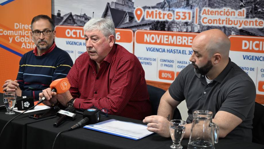 El municipio de Bariloche anunció un plan para regularizar el pago de las tasas municipales. Foto: Chino Leiva.