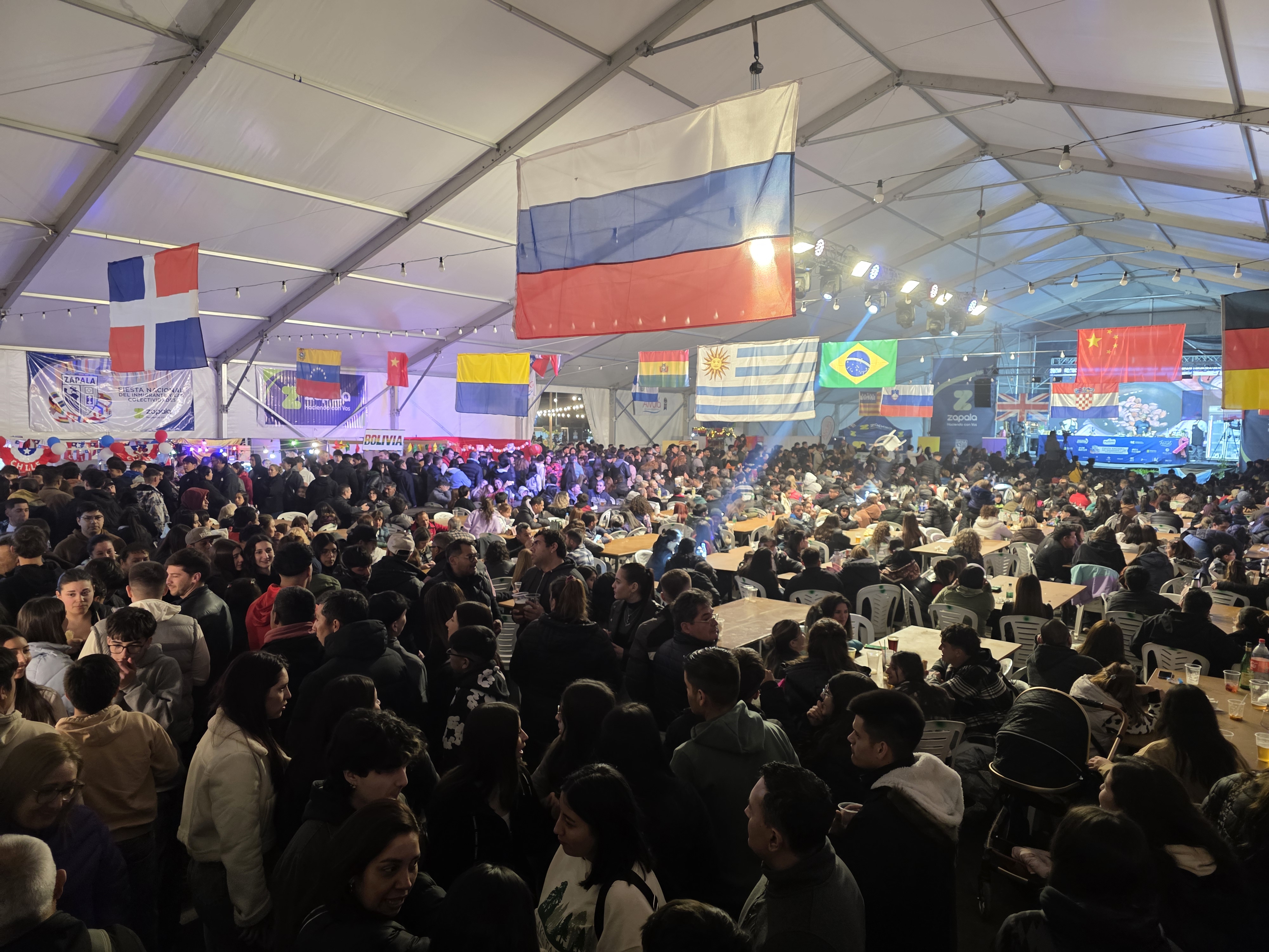 Zapala inicia la 18ª Fiesta Nacional del Inmigrante y las Colectividades