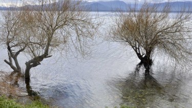 El lago Nahuel Huapi subió 70 centímetros en pocos días y está en un nivel atípico para la primavera
