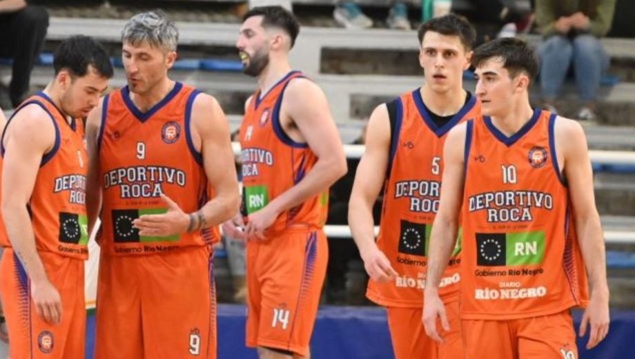 Alluchón, García Barros, López, Fagotti y Pamich, una inicial confiable en el Depo. (Archivo Franco Urchipia)