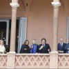 Imagen de Saludos desde el balcón de Casa Rosada y silencio por el triunfo de Lula en Brasil: Javier Milei reunió a su Gabinete