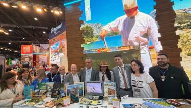 Fullone recorrió el stand de Río Negro en la FIT 2026 y destacó la diversidad de la provincia