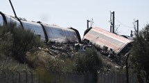 Imagen de Choque de trenes en España: lo que se sabe de la tragedia que dejó al menos 68 muertos