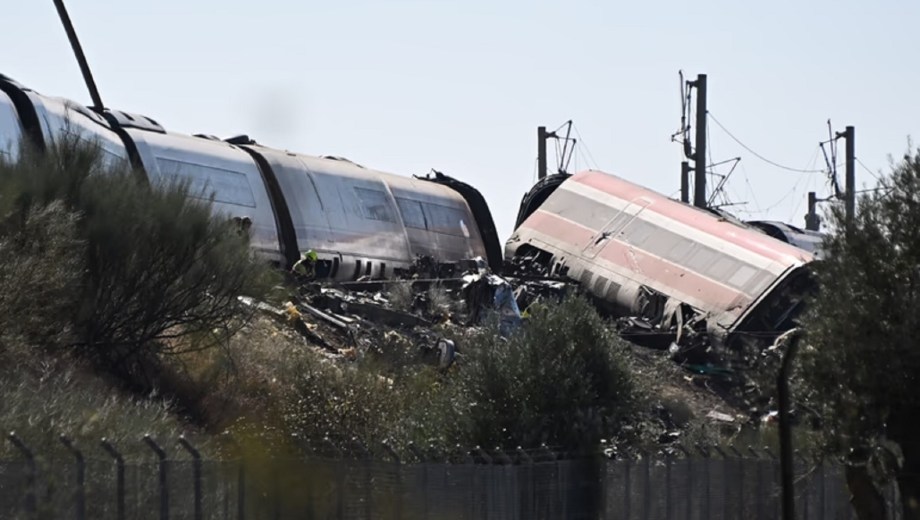 Choque de trenes en España: las claves del siniestro. Foto: NA 