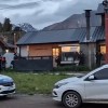 Imagen de Detuvieron a un médico en Esquel acusado de mantener cautivos a su pareja y sus tres hijos