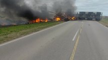 Imagen de Dos muertos tras un choque frontal entre camiones en la Ruta Provincial 1 de La Pampa