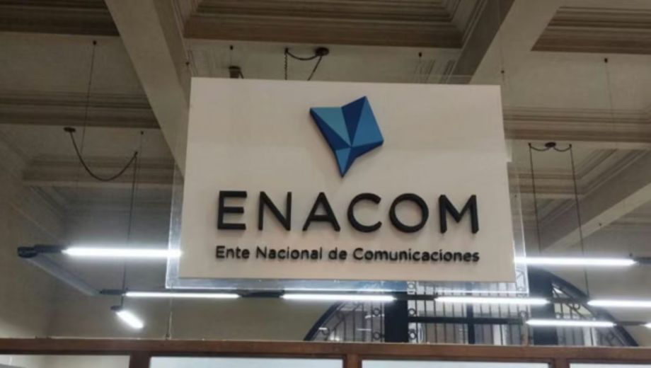 Cambió el interventor del Enacom: renunció Juan Martín Ozores y el Gobierno designó a Andrés Michelazzo