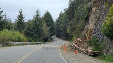 Servicio a la comunidad: por la alerta de lluvia, piden circular con «extrema» precaución sobre la Ruta 40 en Villa La Angostura