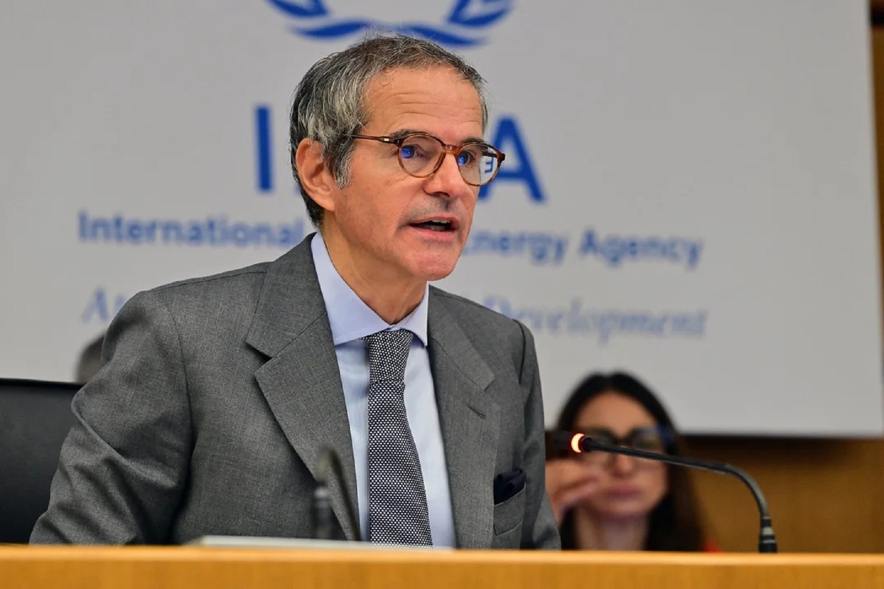 Rafael Grossi avanza en carrera por la ONU, pero aún enfrenta desafíos