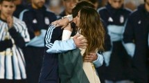 Imagen de El poncho que usó La Sole en la despedida de Messi tiene su versión de Malvinas y emociona a excombatientes