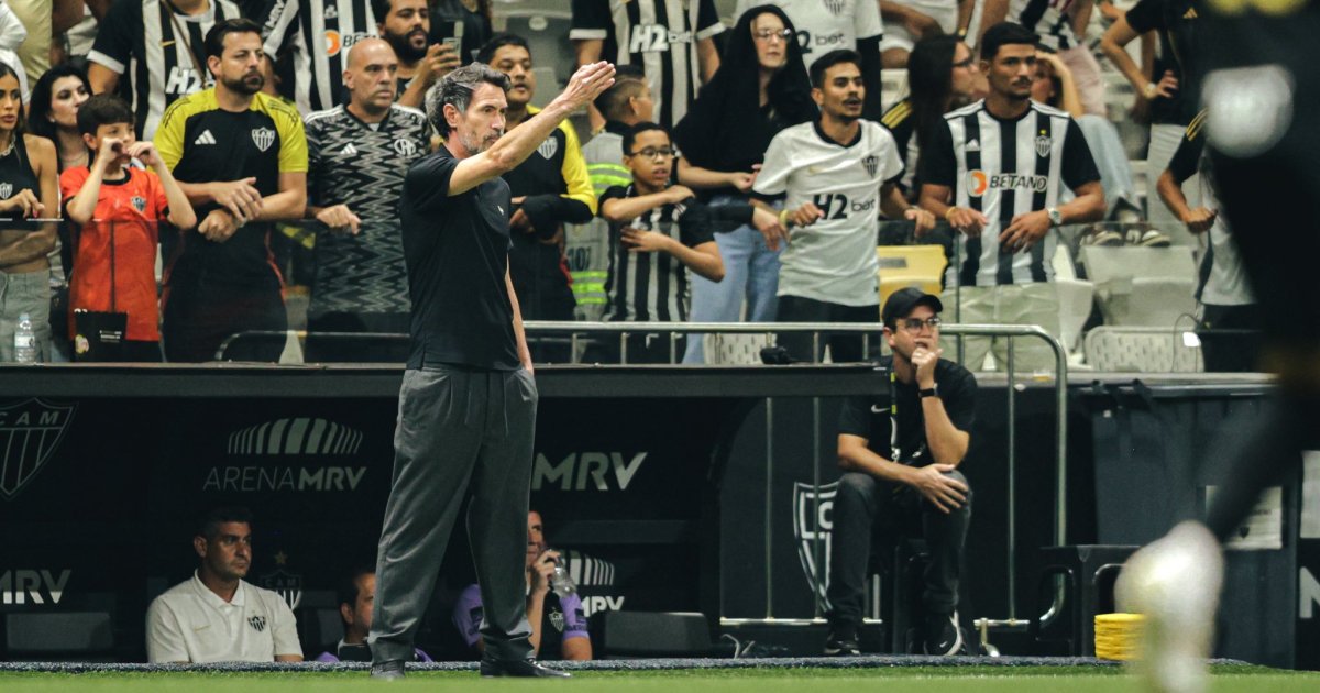Atlético Mineiro sufrió derrota y lesiones a semanas de la final ante Boca