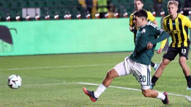 Jugó en Boca, brilla en Europa y es seguido de cerca por la Selección de Italia