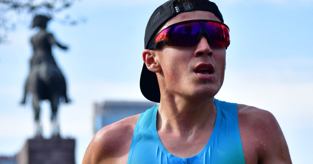 Nacho Reyes logra un destacado 2° puesto en la Maratón de Buenos Aires