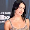 Imagen de El minivestido con cadenas de Lali en los Premios Billboard Latinos: alta costura y cristales Swarovski