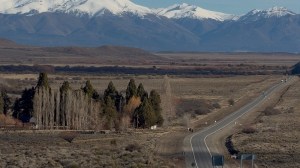 Un gobernador recurrirá a la Justicia para intentar frenar la Ley de Tierras en su provincia 