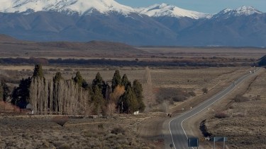 Un gobernador recurrirá a la Justicia para intentar frenar la Ley de Tierras en su provincia 