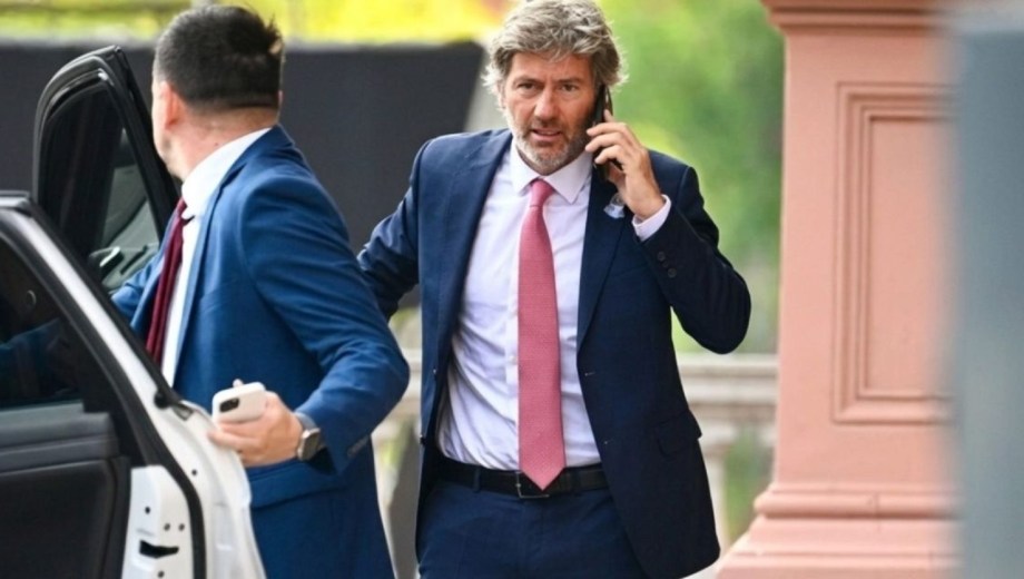 Bautista Mahiques, ministro de Justicia. 