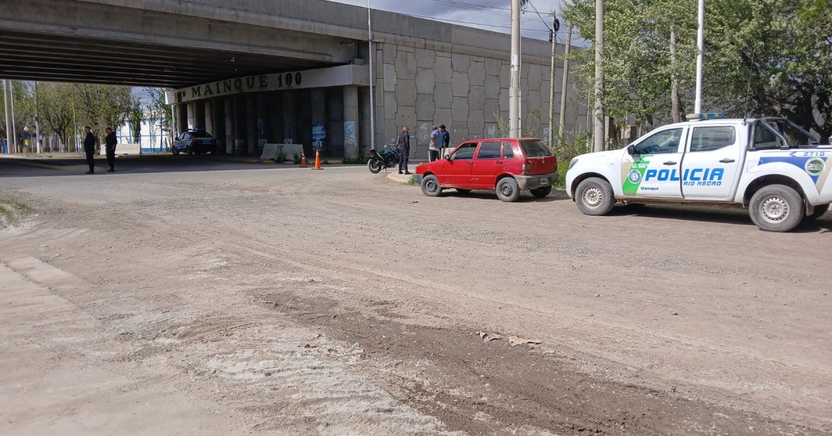 Intendente de Mainqué hospitalizado tras accidente en moto