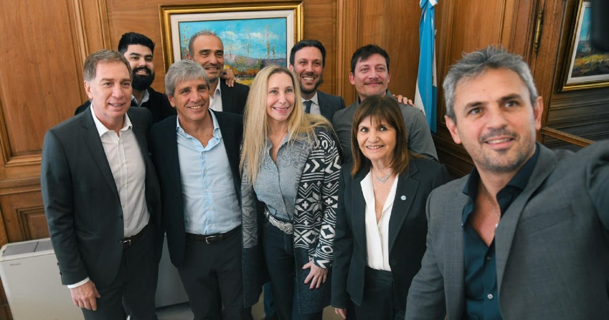 Tensiones entre Caputo y Menem obstaculizan el avance legislativo en el Congreso