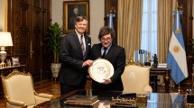 Imagen de Milei recibió a Christopher Landau: energía, inversiones y la disputa por la Ley de Defensa de la Soberanía