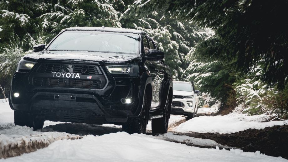Toyota lidera el mercado con 7.820 unidades y mantiene el dominio en marcas y modelos.