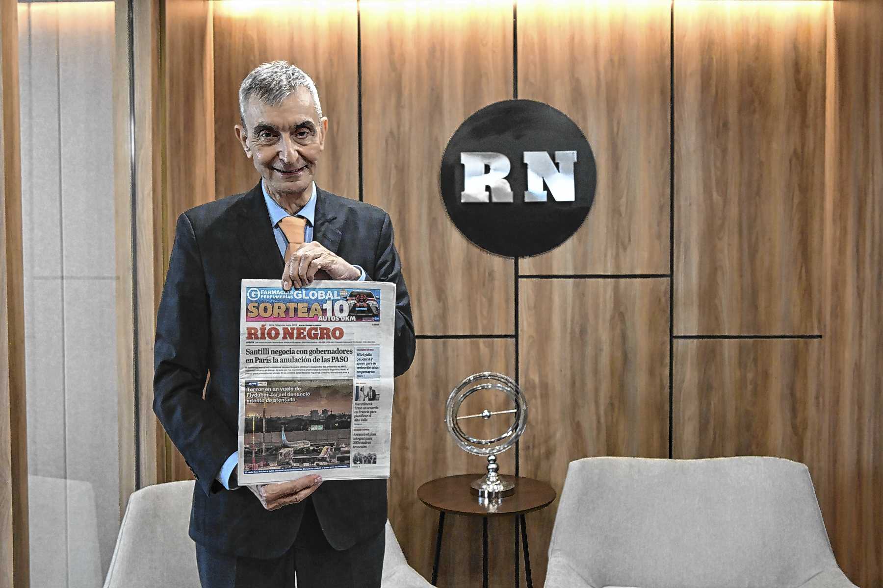Nelson Castro habló sobre música y el futuro en su visita a Neuquén